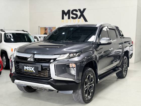 MITSUBISHI L200 TRITON 2.4 16V TURBO DIESEL SPORT HPE CD 4P 4X4 AUTOMÁTICO MITSUBISHI L200 TRITON 2.4 16V TURBO DIESEL SPORT HPE CD 4P 4X4 AUTOMÁTICO